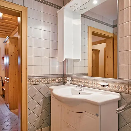 Apartma Smucisce Krvavec * سيركلجي نا جورينجسكيم
